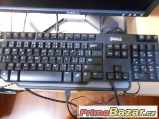 PC,LCD monitor,klávesnice+myš – fotografie 5