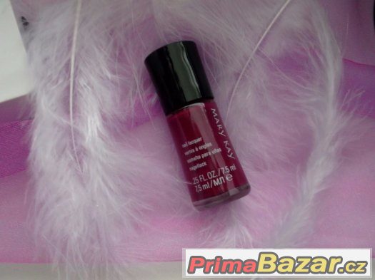 Mary kay lak na nehty Berry Stylish – fotografie 2