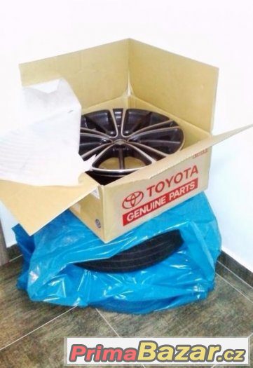 Dvě 17" originální litá kola z TOYOTY GT86 – fotografie 1