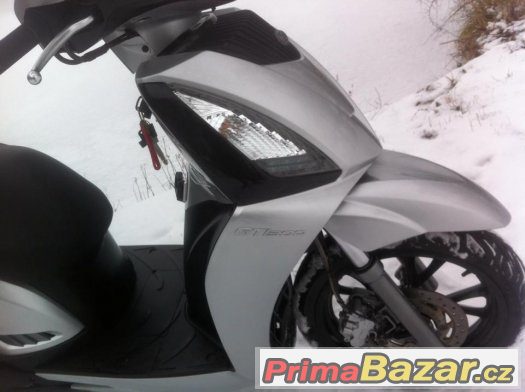 Kymco People 300 GTi CZ TP – fotografie 2