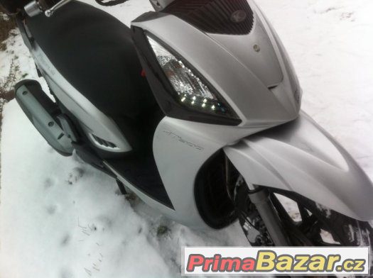 Kymco People 300 GTi CZ TP – fotografie 3