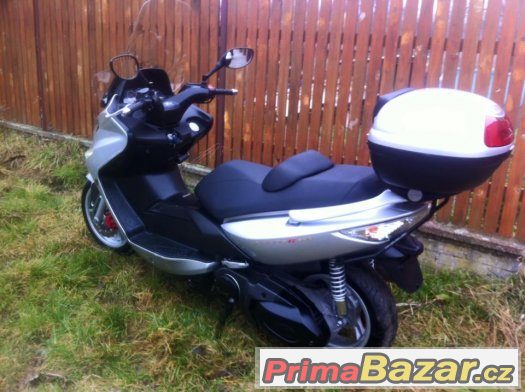 Kymco Xciting 500R – fotografie 3