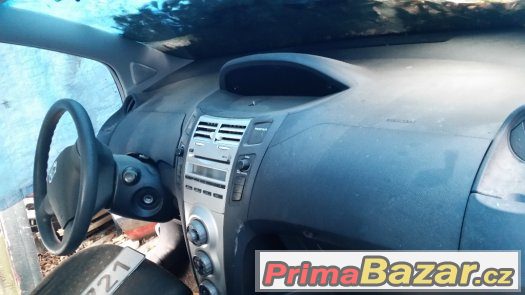 Toyota Yaris model 2007 – fotografie 2