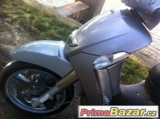 Aprilia scarabeo light 400i.e – fotografie 2