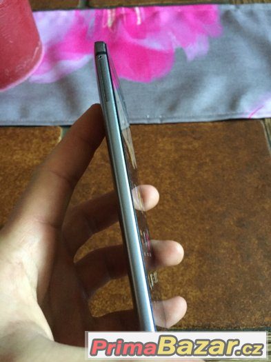 Prodám HTC One m8, Metal Grey – fotografie 3