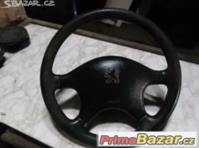 volant na peugeot 106.