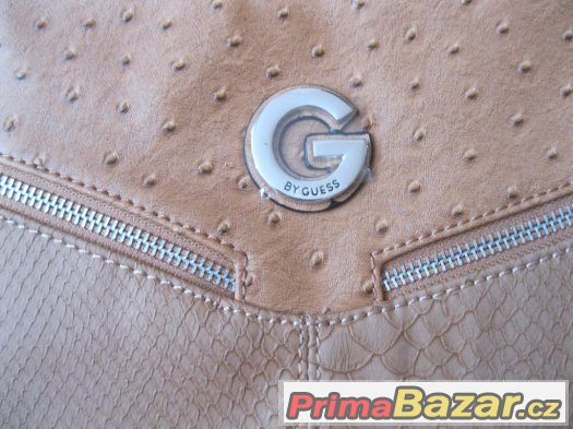 Kabelka z nové kolekce Guess-hnědá – fotografie 4