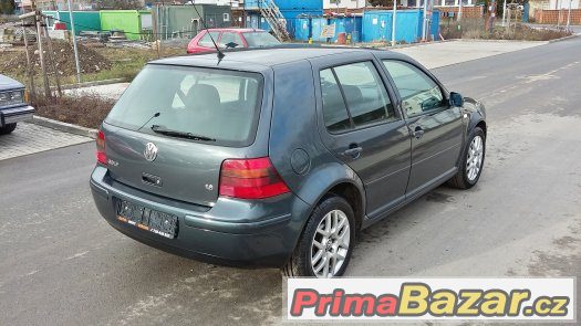 volkswagen golf 1.6 16v – fotografie 3