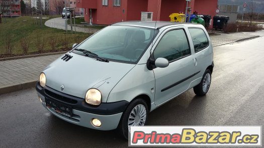 renault twingo 1.2 16v – fotografie 1
