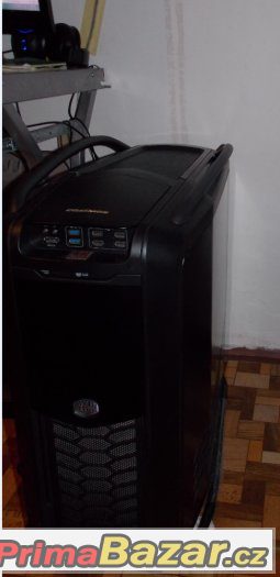 Herní PC i7 / 32GB Ram / Titan X / 4x SSD – fotografie 2
