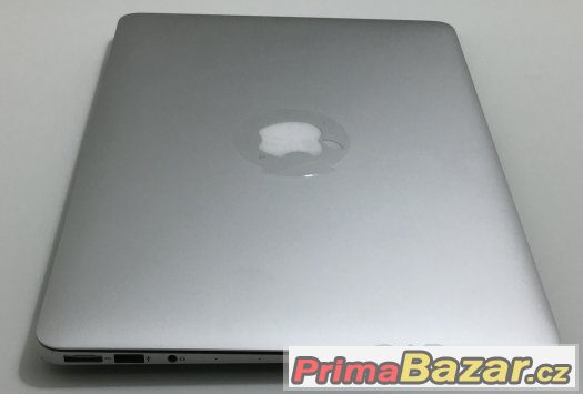 Macbook Air 13, rok 2015, 4GB RAM, 128GB SSD – fotografie 4