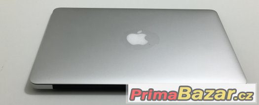 Macbook Air 13, rok 2015, 4GB RAM, 128GB SSD – fotografie 5