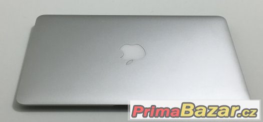 Macbook Air 11, rok 2015,  4GB RAM, 128GB SSD – fotografie 2