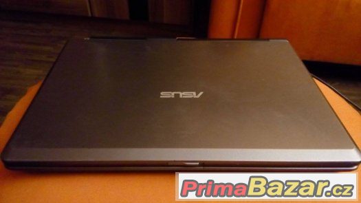 ASUS X51R – fotografie 1