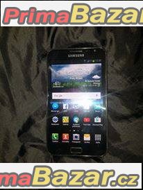 SAMSUNG GALAXY NOTE N7000 – fotografie 1