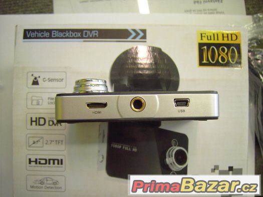 Kamera do auta Uwing K6000 – fotografie 3