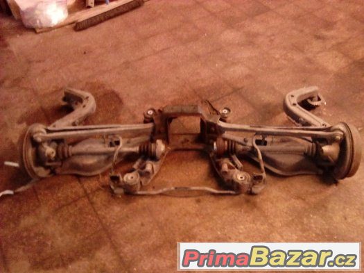 prodám zadní nápravu na bmw e36 sedan 1,8 naparava je komple – fotografie 2
