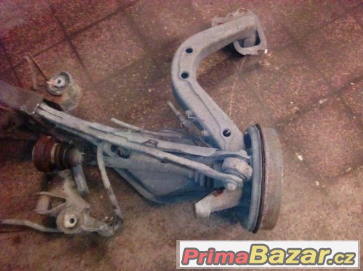 prodám zadní nápravu na bmw e36 sedan 1,8 naparava je komple – fotografie 3