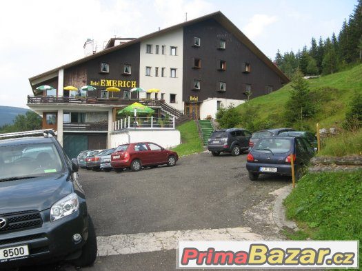 Přijmu pokojskou a pomocnou sílu do kuchyně – fotografie 1