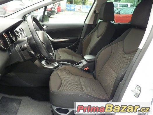PEUGEOT 308 SW 1.6 HDI ČR, 1 MAJ. PANORÁMA 68 TIS.KM, – fotografie 5