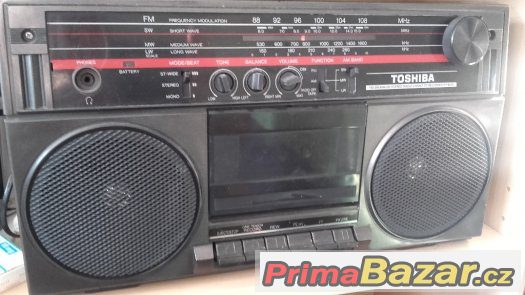 TOSHIBA RT 6015, radiomagnetofon 1985 – fotografie 1