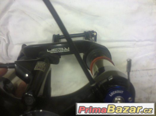 vidlice Rock Shox Reba RL 29", osa QR 15mm – fotografie 3