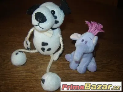 Dva plyšáci na pověšení