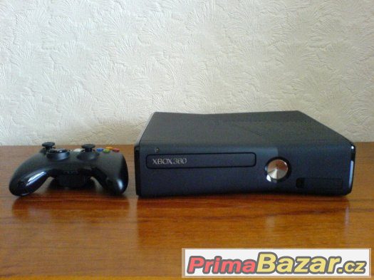 Prodám XBOX 360 slim WIFI - 1439 + příslušenství.. – fotografie 5
