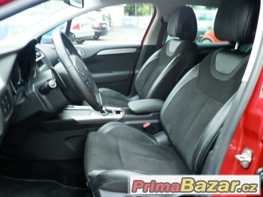 CITROEN C4 1.6  115 KW AUTOMAT EXCLUSIVE 1 MAJ. – fotografie 5