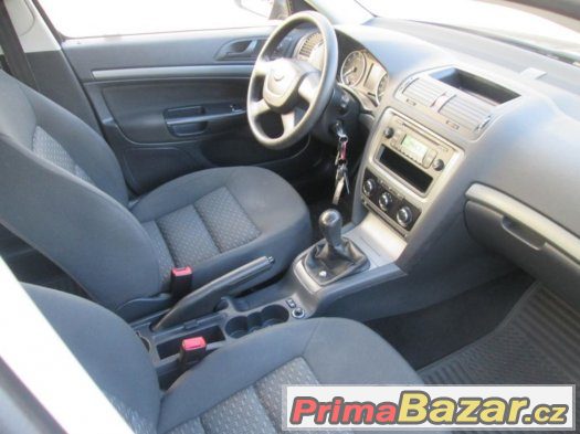 Škoda Octavia 1.6 MPI Tour – fotografie 4