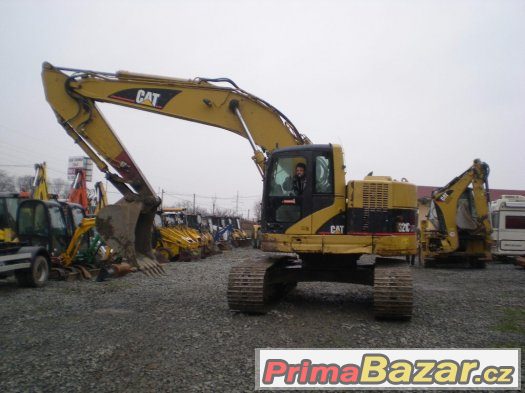 CATERPILLAR 321C COMPACT – fotografie 4