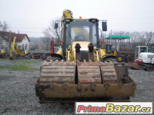 KOMATSU WB93S – fotografie 3