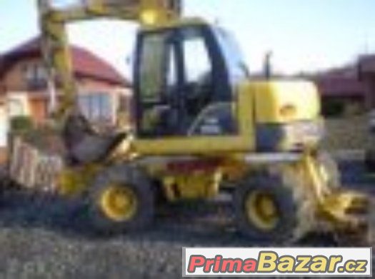 Kolové rypadlo Komatsu PW 110 – fotografie 1