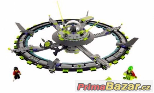 LEGO 7065-1 - Alien Mothership – fotografie 1