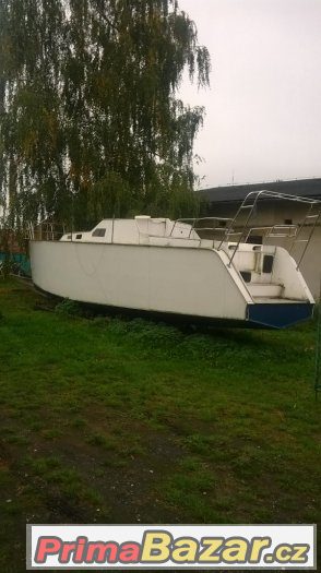Plastová loď – fotografie 2