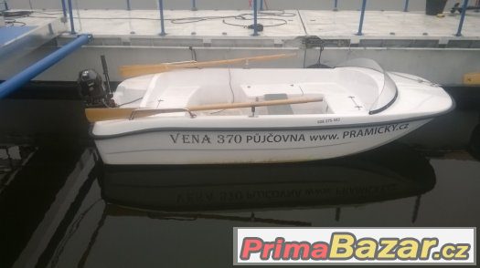 Motorový člun Vena – fotografie 1