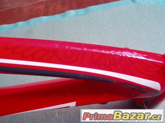 GT Force Carbon, vel M – fotografie 5