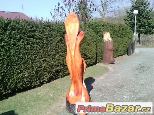 Dřevěné sochy - Abstrakt zvonička – fotografie 3