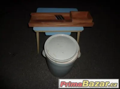 Nabídka keramiky k použití a na výrobu potravin