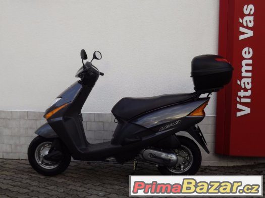 HONDA SCV100 Lead koupeno v ČR,5000km,horní kufr – fotografie 1