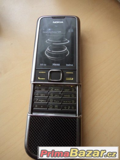 Nokia 8800 Carbon Arte – fotografie 1