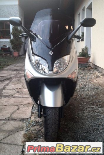 Yamaha T-Max 500 – fotografie 2
