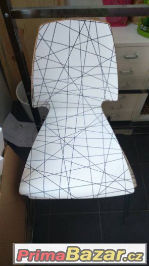 Židle a stoly IKEA – fotografie 2