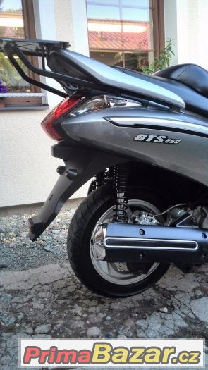 SYM GTS 250 "TOP" – fotografie 3