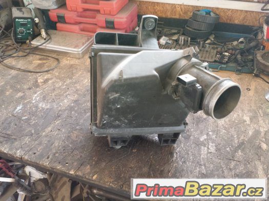 audi A6 2,5 TDI r.v.99 air box vzduchovy filtr – fotografie 1