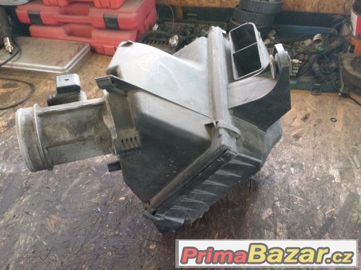 audi A6 2,5 TDI r.v.99 air box vzduchovy filtr – fotografie 4