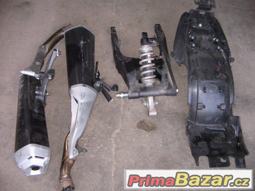 dily kawasaki 2013-2015 zzr 1400 – fotografie 5