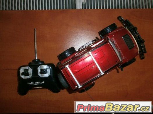 Auto na dálkové ovládání – fotografie 3