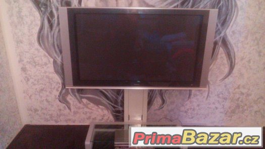 tv hitachi.uhl.150 – fotografie 1