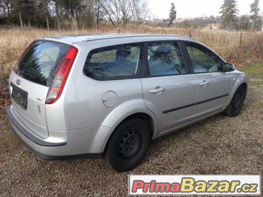 Ford Focus 1.6TDCI combi,125300KMservisní knížka – fotografie 3